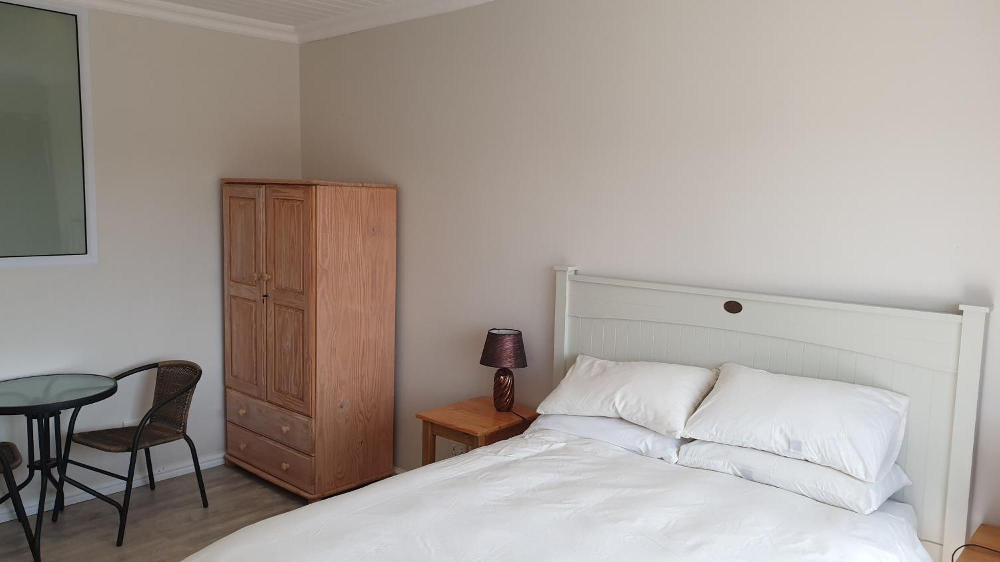 Hotel Stonehouse On Main Struisbaai Habitación foto